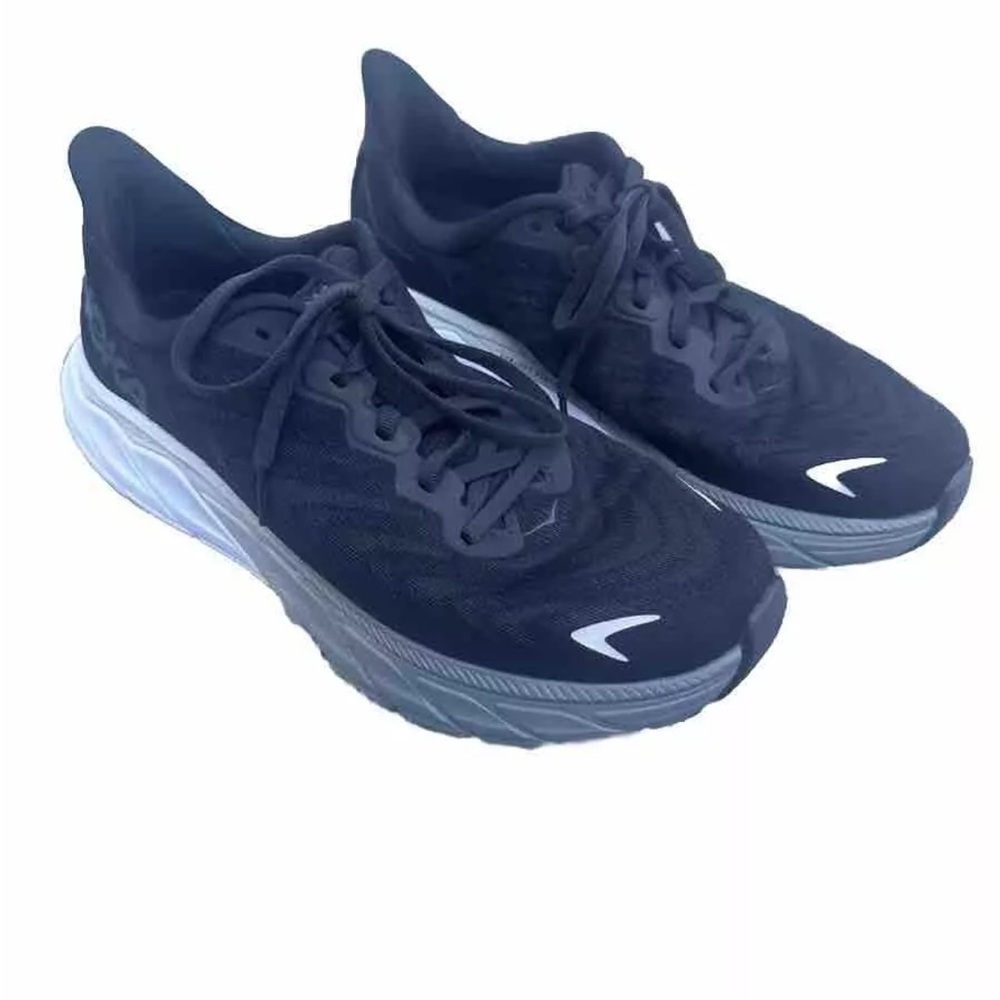 Hoka Womens Size 8.5 One One Arahi 6 Wide Black White W